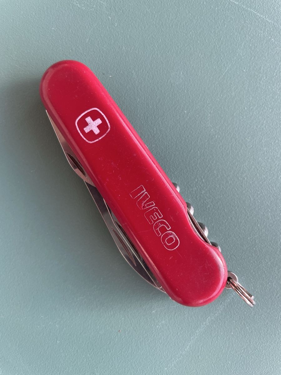 Wenger Coltelli tascabile: Wenger Viking Sackmesser mit IVECO logo – Usato da Zürich venduto da aut_nr75