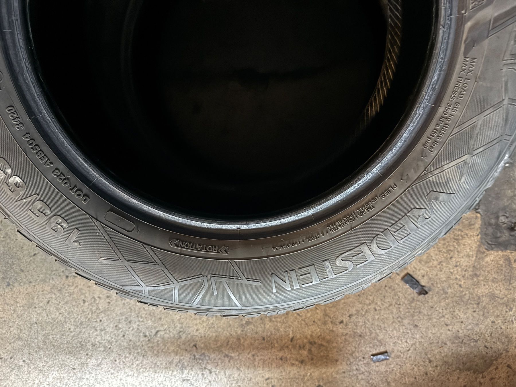 Pneus & Roues: 195/65R15 – D'occasion à Widen par Dinero02 2