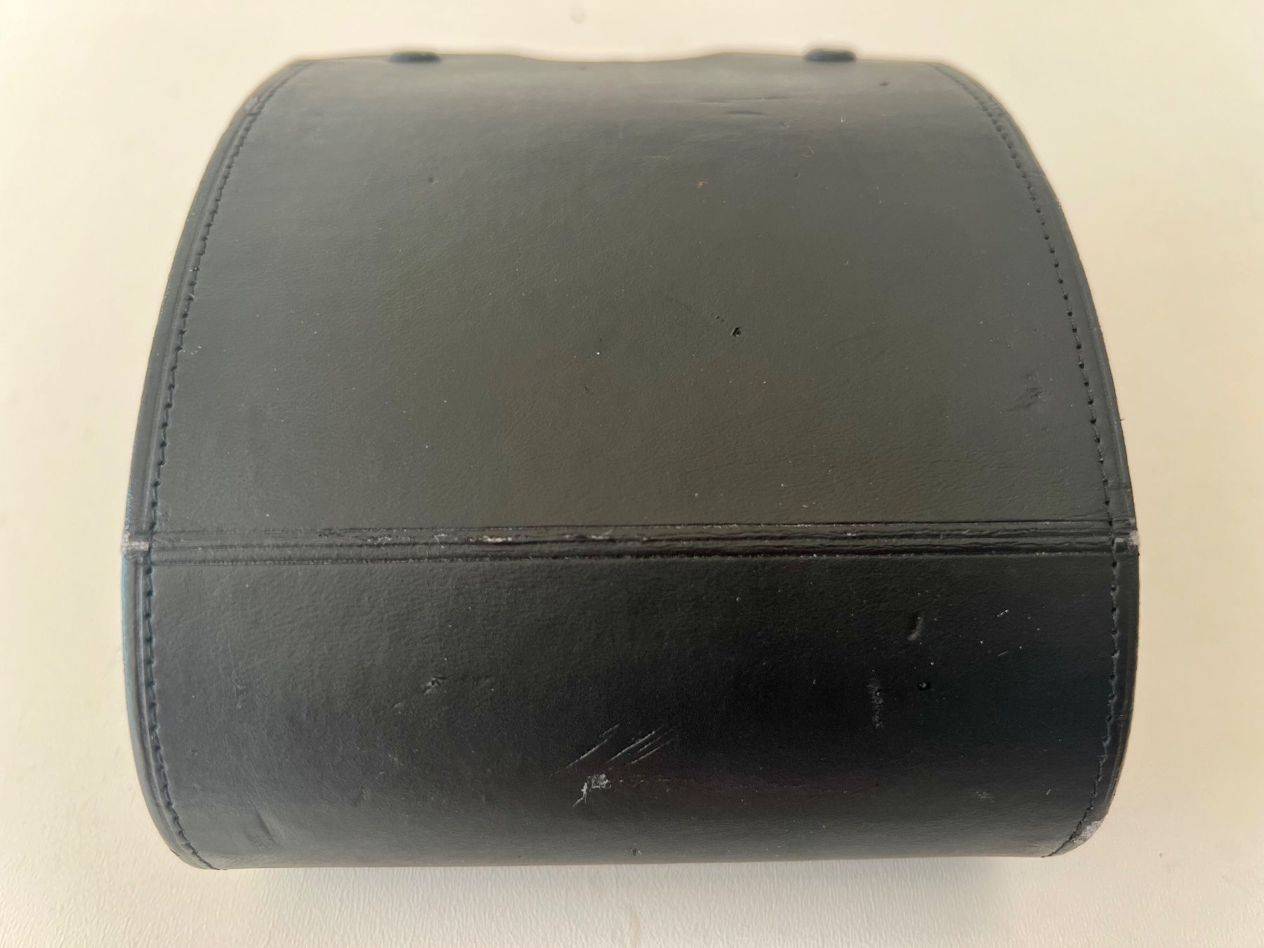 Corum Orologi: CORUM original bubble blue leather watch box – Usato da Mont-sur-Lausanne venduto da vmi_ym5l 4