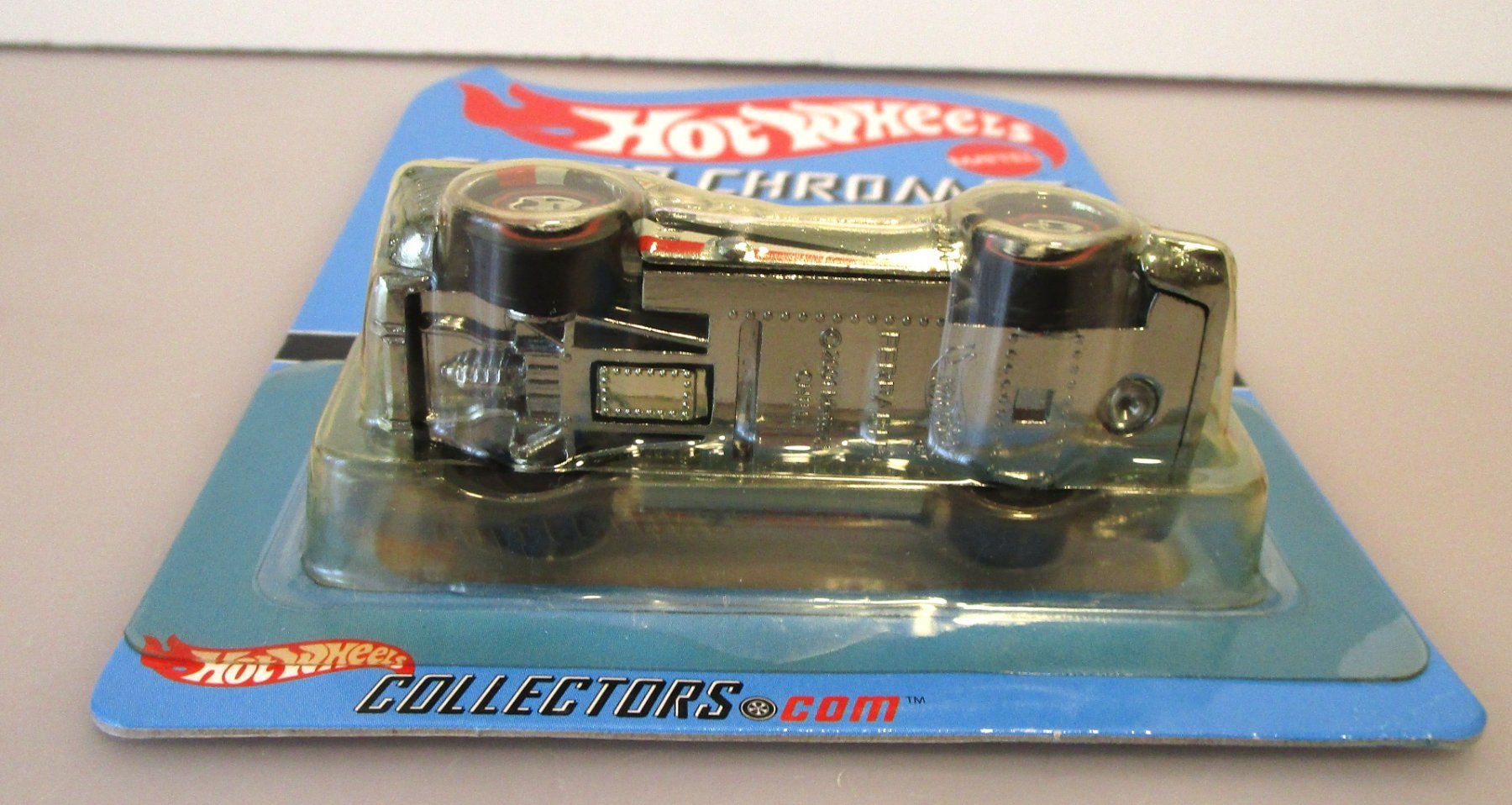 Ferrari Modellini d'auto: HOT WHEELS FERRARI P4 SUPER CHROMES - B2197 – Nuovo e nell'imballaggio originale da Chêne-Bourg venduto da breno56 3