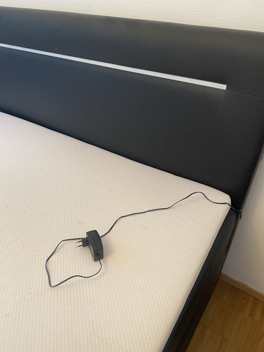 Letti: Boxspringbett 180/200 – Usato da Zürich venduto da Lio777 1