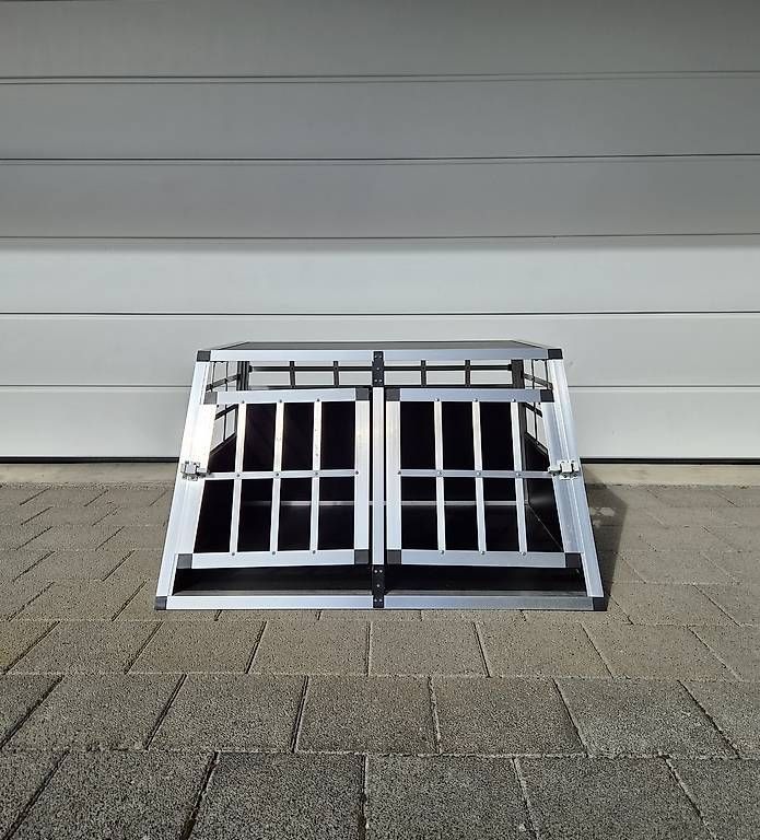 Käfige, Transport & Sicherheit: Hundebox – Gebraucht aus Walenstadt von Corona5 2