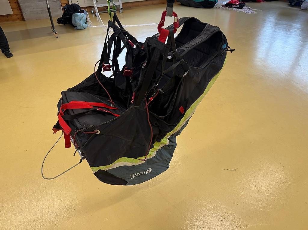 Sport dell'aria & Aquiloni: Woody Valley Wani 1 L – Usato da Matzendorf venduto da Flugschule-Jura