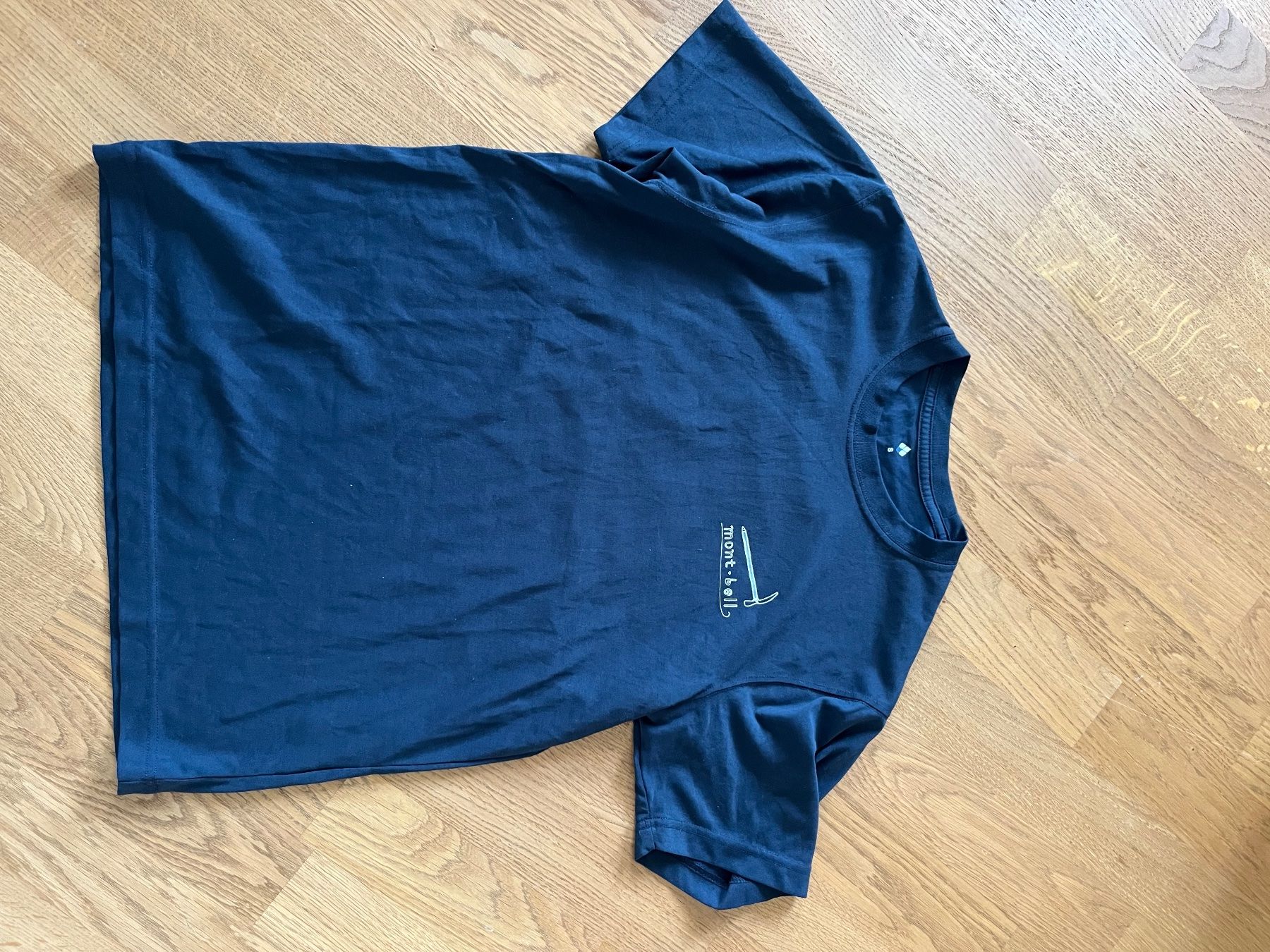 T-Shirts: Mont Bell Tshirt – Gebraucht aus Ostermundigen von leeaa1