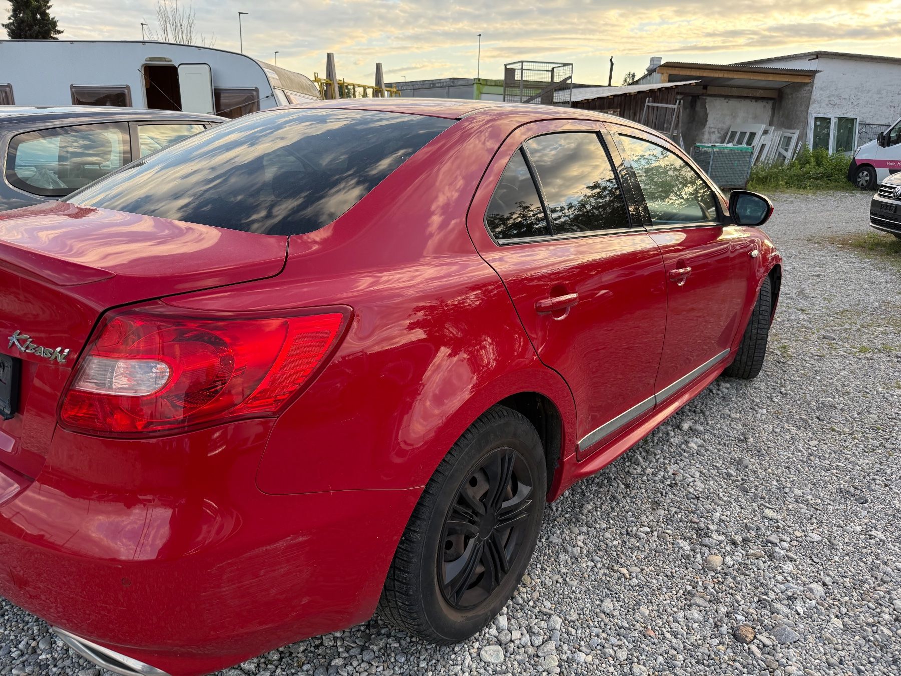 Suzuki Autos: Vender – D'occasion à Biel/Bienne par hasa03 5