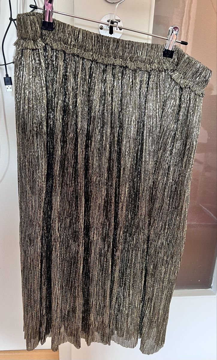 Isabel Marant Gonne: ISABEL MARANT Beatrice Metallic Midi Skirt – Nuovo (secondo la descrizione) da Zürich venduto da apartemento