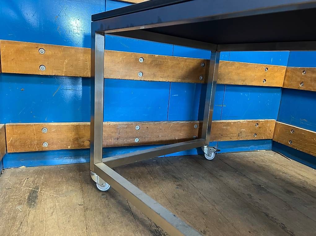 Scrivanie: 2 Büro-, Arbeitstische – Usato da Zürich venduto da hpwagner 5