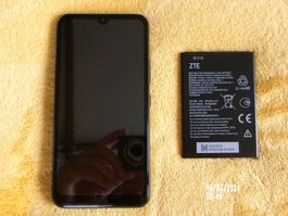 ZTE Blade A33S (32 GB, Schwarz, 6.30", Dual SIM, 8 Mpx, 4G)