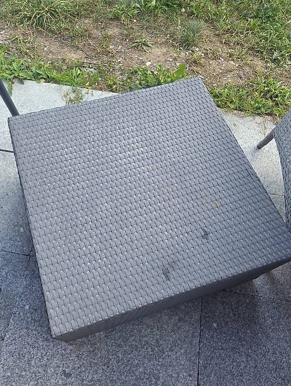 Tavoli: Rattan Tisch – Usato da Mellingen venduto da NuriMiri