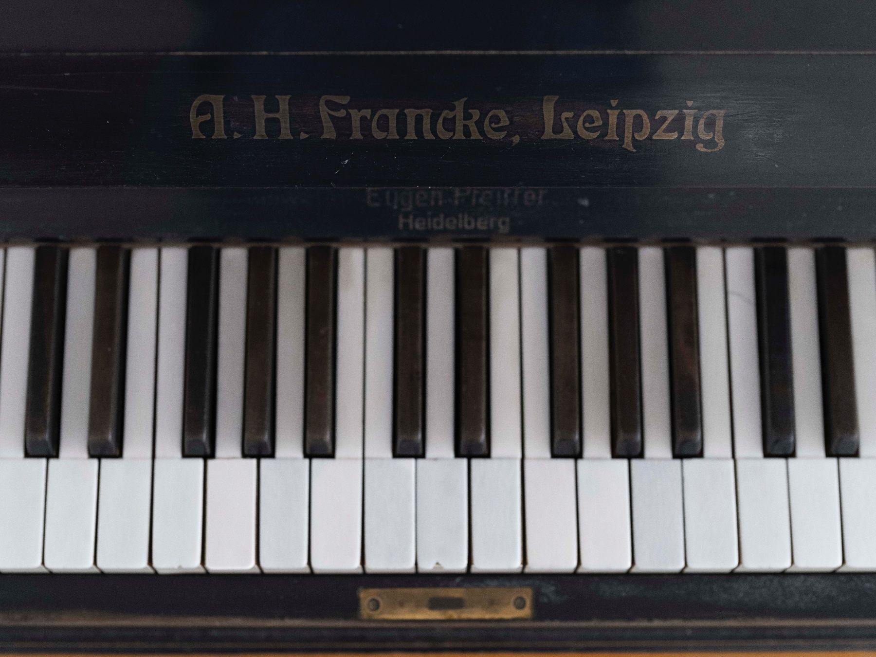 Strumenti musicali: A.H. FRANCKE . Leipzig KLAVIER Piano – Usato da Emmen venduto da babmusician 7