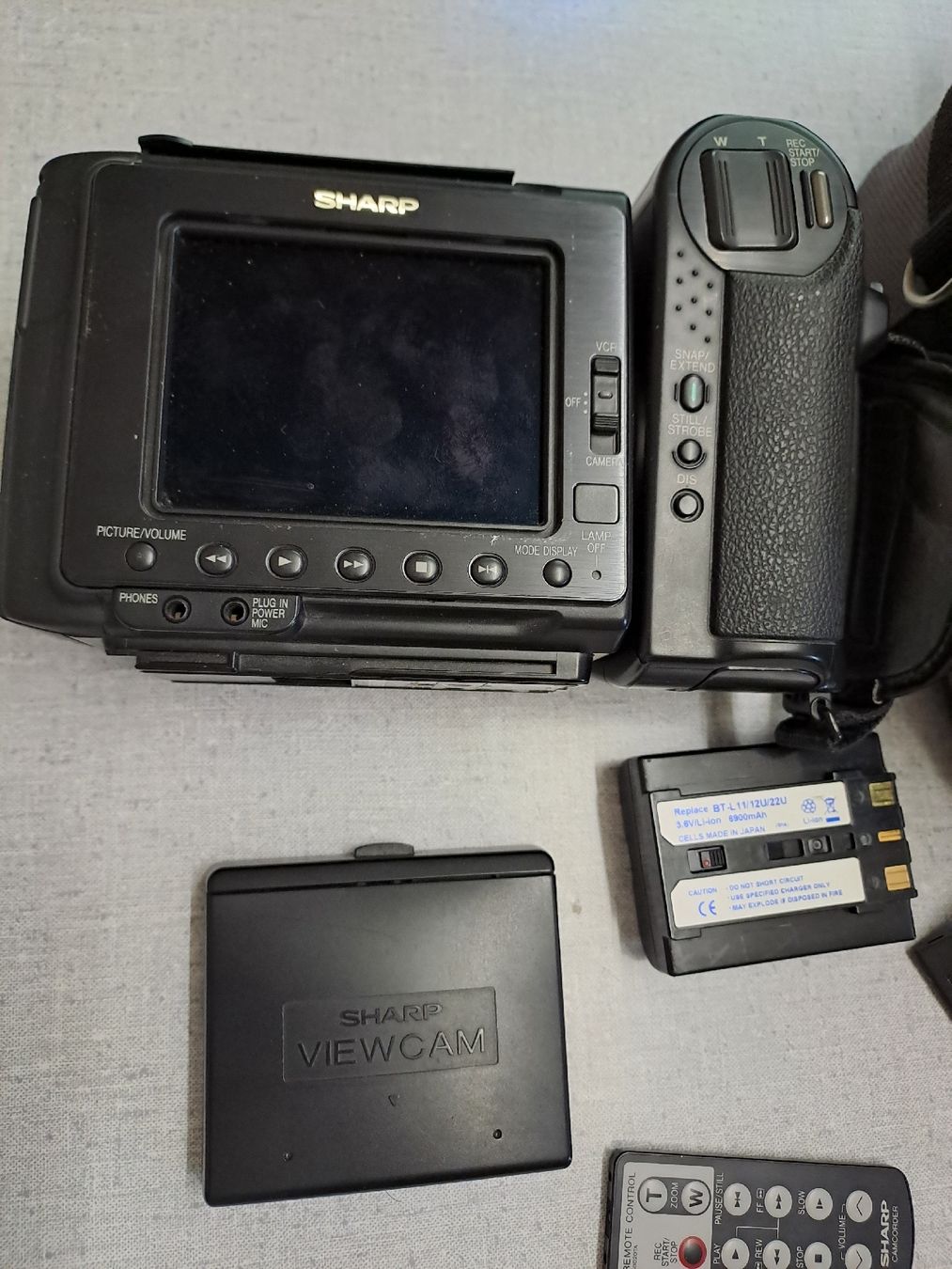 Sharp Camcorder: Videocamera Sharp VL-H29 – Gebraucht aus Uznach von Walaylatiere 3