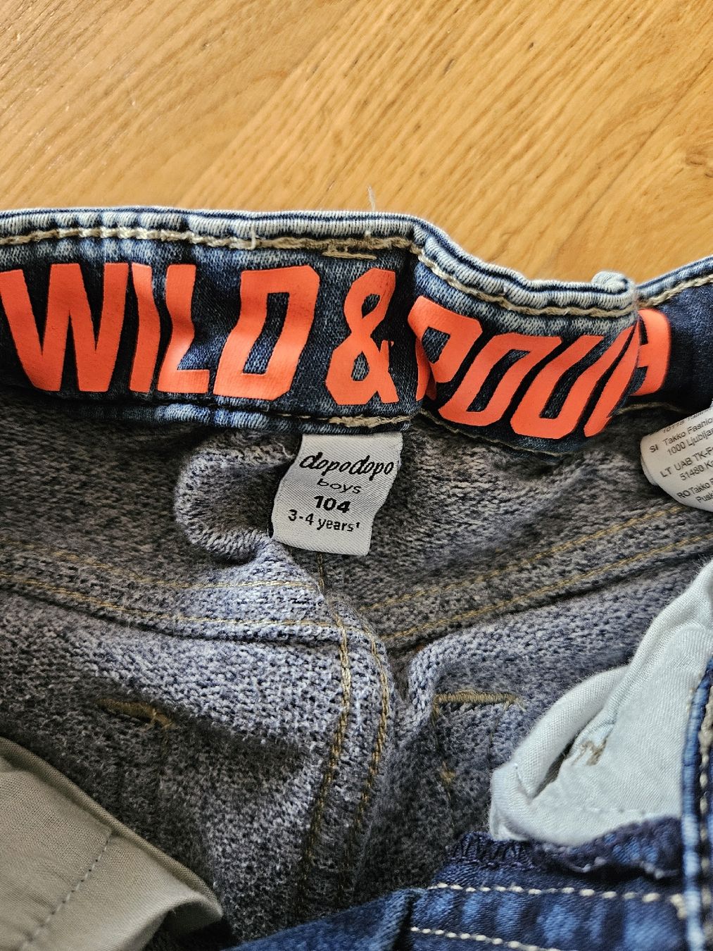Pantalons: Hosen Grösse 104 – D'occasion à Rickenbach SO par S.u.n.s.h.i.n.e.83 4