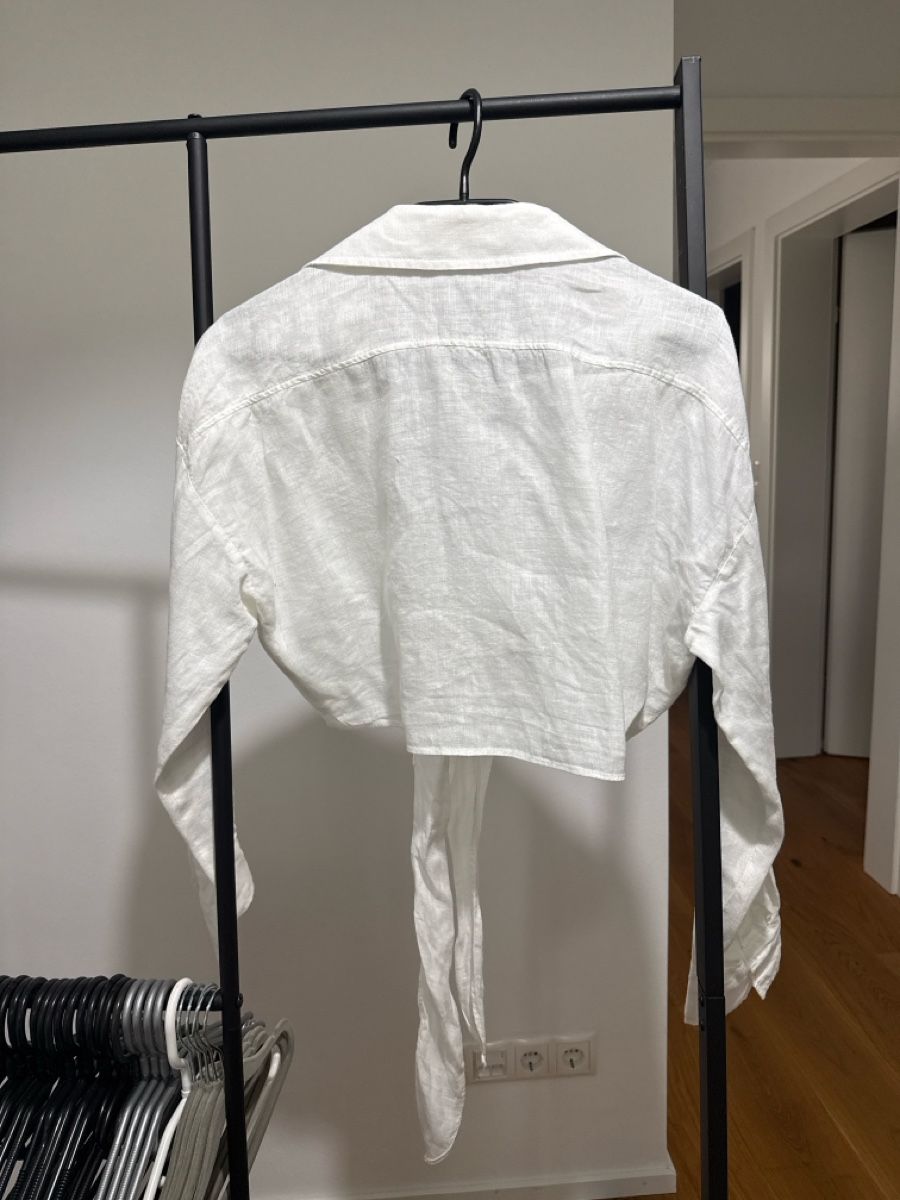 Zara Camicette: Zara Leinenbluse weiss zum Binden – Usato da Horn venduto da FashionFlowerCh 2