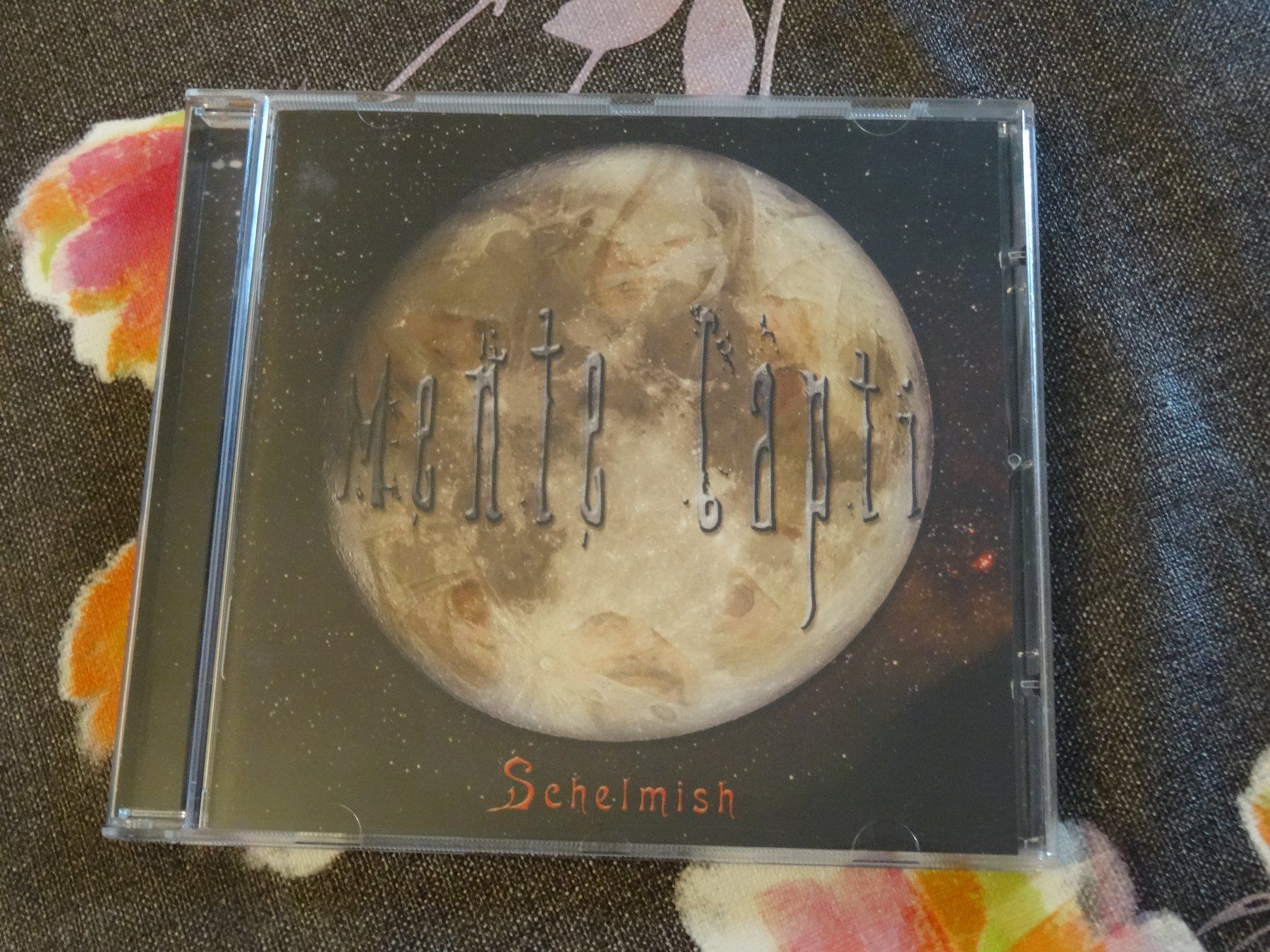 CDs: Schelmish - Mente Capti CD – Gebraucht aus Olten von Disc-Ausverkauf