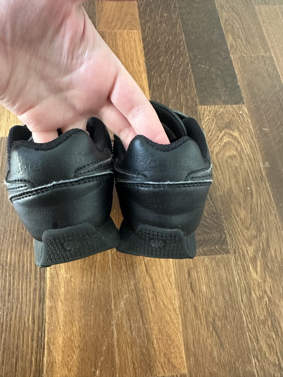 Reebok Scarpe per ragazzi: Sneakers Reebok Gr. 30  – Usato da Dietikon venduto da mike.thorton 2