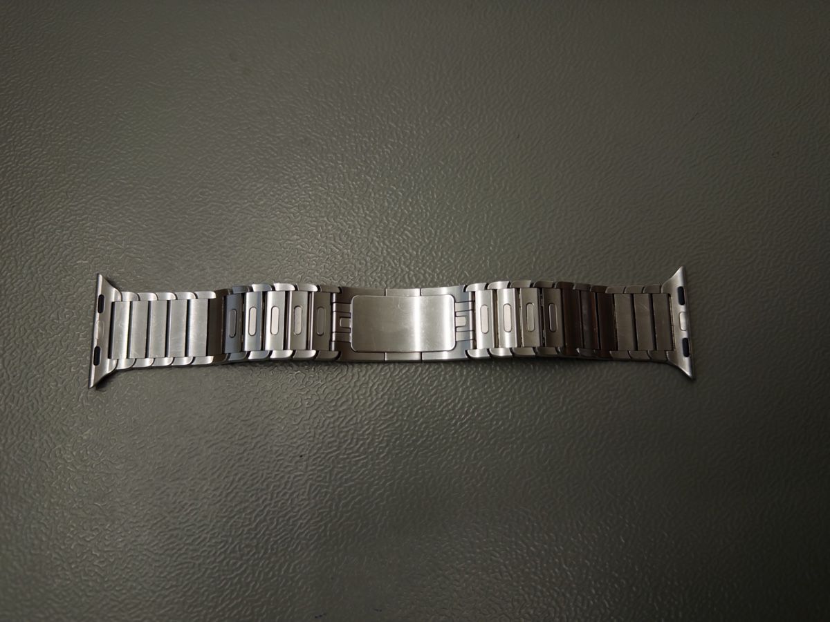 Apple Bracelets: Original Apple Watch Gliederarmband 38mm – D'occasion à Emmenbrücke par raphaeljobins 1