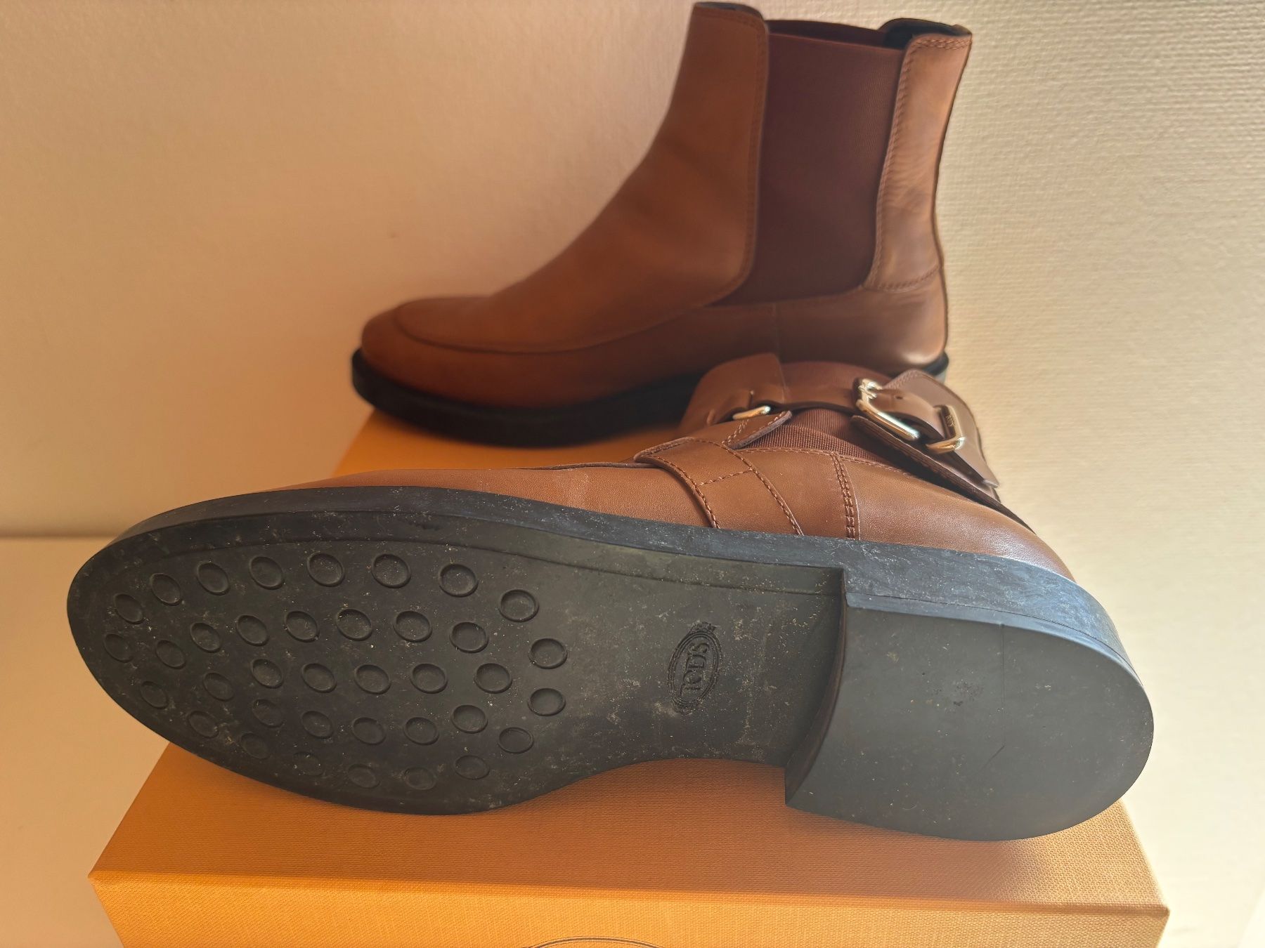 Tod'S Scarpe da donna: 100% Tods - Stiefelette - cognacbraun – Usato da Weinfelden venduto da stella79 4