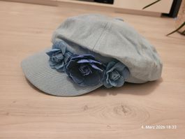Mütze im Jeans Look mit Blumen Applikation