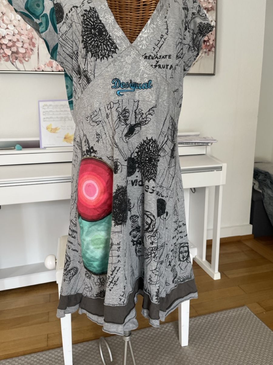 Desigual Vestiti: Desigual Kleid, grau bunt, M – Usato da Solothurn venduto da Bobesch08 2
