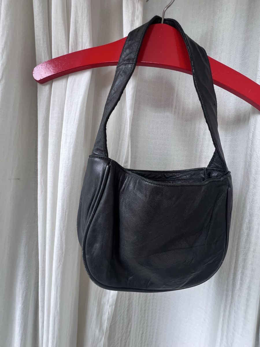 Borse: Rework Schultertasche Schwarz – Usato da Zürich venduto da demi.gr