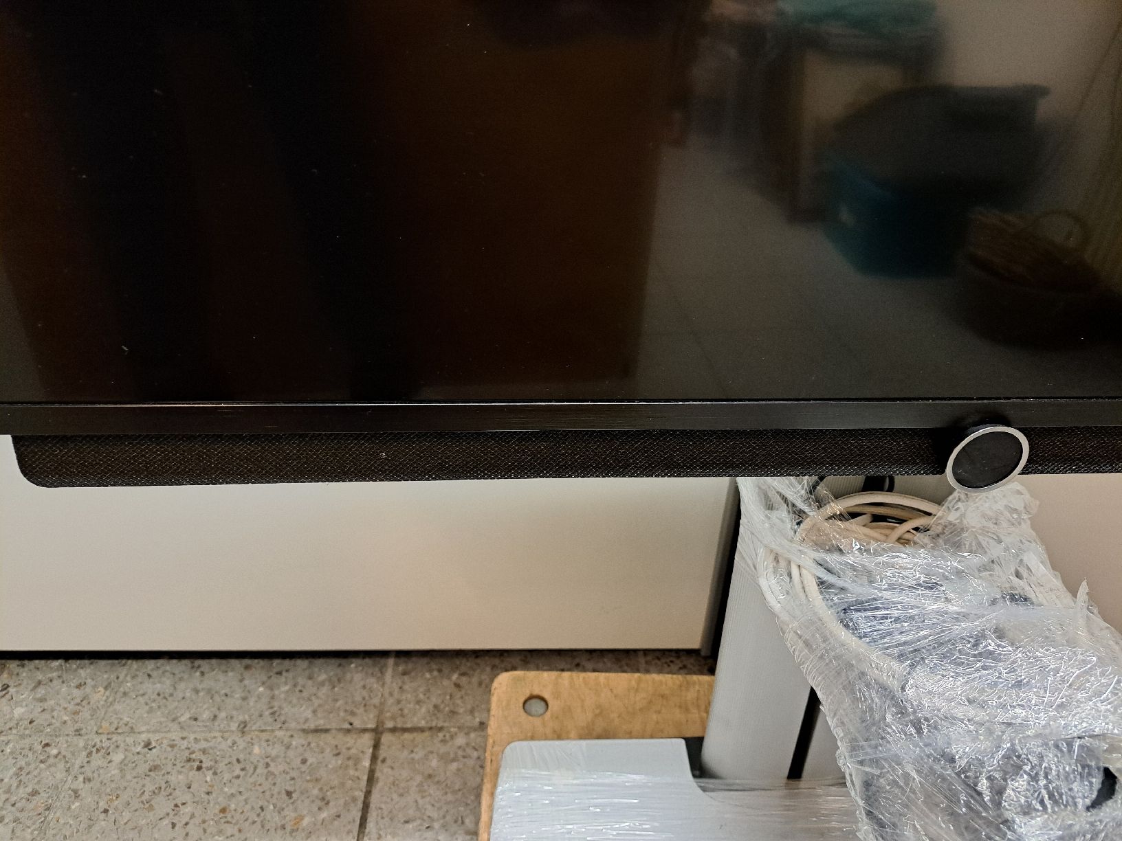 Loewe Televisori: Löwe TV auf Stehsohle – Usato da Kägiswil venduto da MaLu_8 5