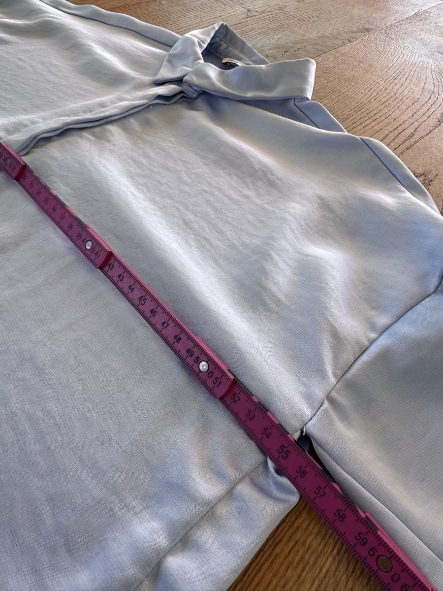 Zara Camicette: Zara Satin Hemdbluse Gr. S in hellblau – Usato da Altendorf venduto da PiaLang 5