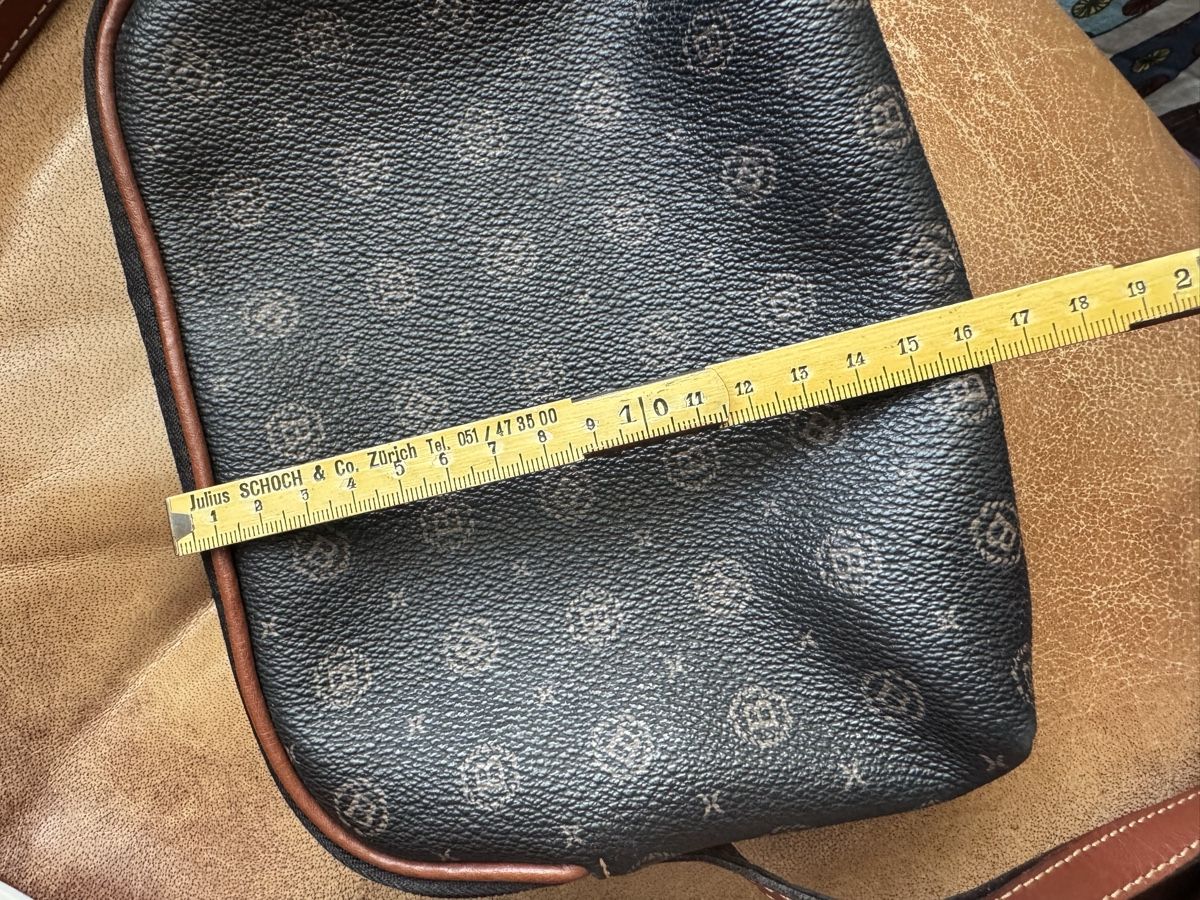 Taschen für Damen: Umhängetasche Ledertasche – Gebraucht aus Obfelden von cesarina10 8