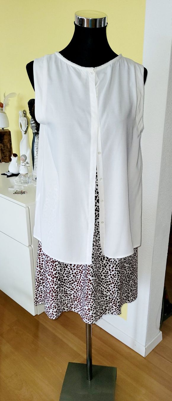 Costumi: Damen Bluse und Rock Zweiteiler – Usato da Emmenbrücke venduto da ywe_85bt