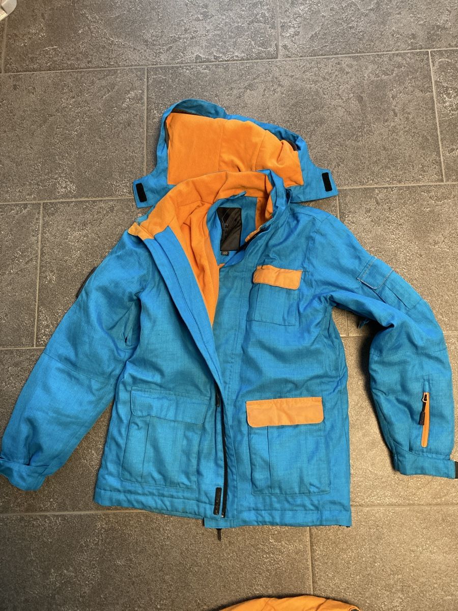 Lotti di vestiti: Extend Skijacke & Hose Gr. 140 – Usato da Gunzwil venduto da Heimatchochi 1