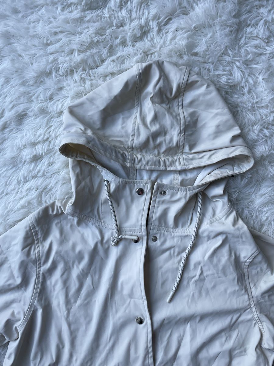 Giacche: Veste imperméable bi-matière, style k-way  – Usato da Lausanne venduto da mau_6tnl 2
