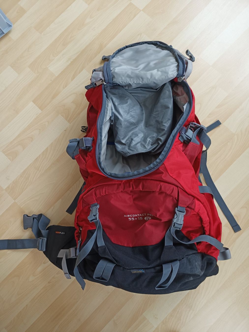 Deuter Zaini: Trekkingrucksack Deuter Aircontact – Usato da Wald ZH venduto da Baltikum 2