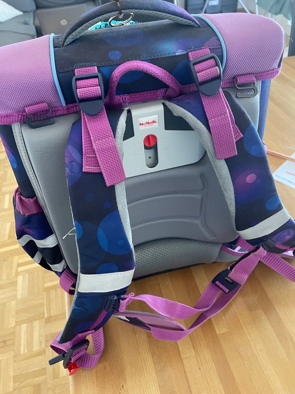 Mc Neill Borse & Zaini: Schulrucksack McNeill – Usato da Solothurn venduto da Geezer7 1
