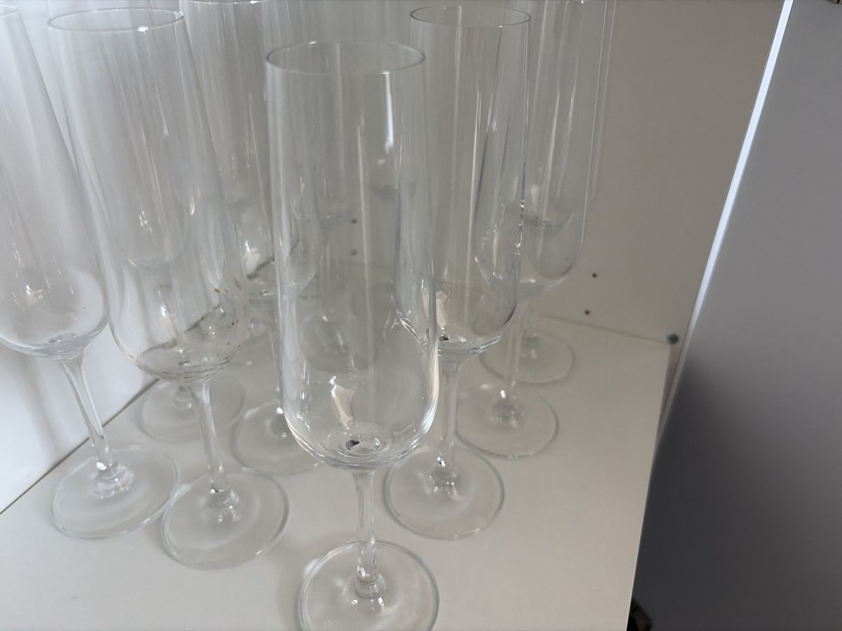Gläser: 12 Stück Champagner Gläser  – Gebraucht aus Uznach von pegasus101 1