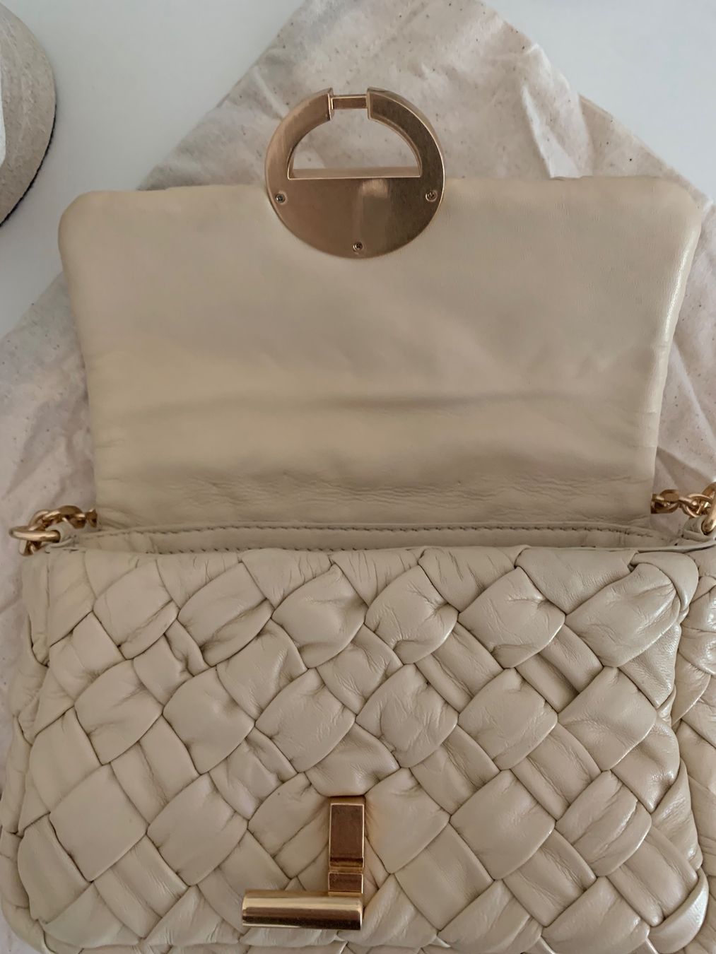 Vanessa Bruno Borse da donna: Sac Moon Vanessa Bruno neuf cuir d’agneau tressé – Nuovo e nell'imballaggio originale da Gland venduto da TallyEva 3