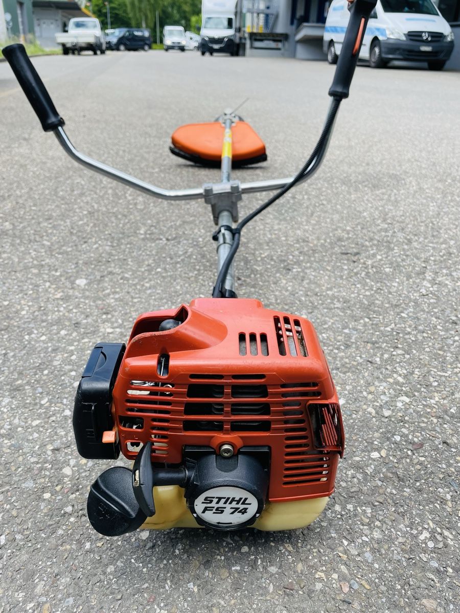 Stihl Tutti gli attrezzi: Rasentrimmer Stihl FS 74 Profi – Usato da Würenlos venduto da Shop_Shop 4