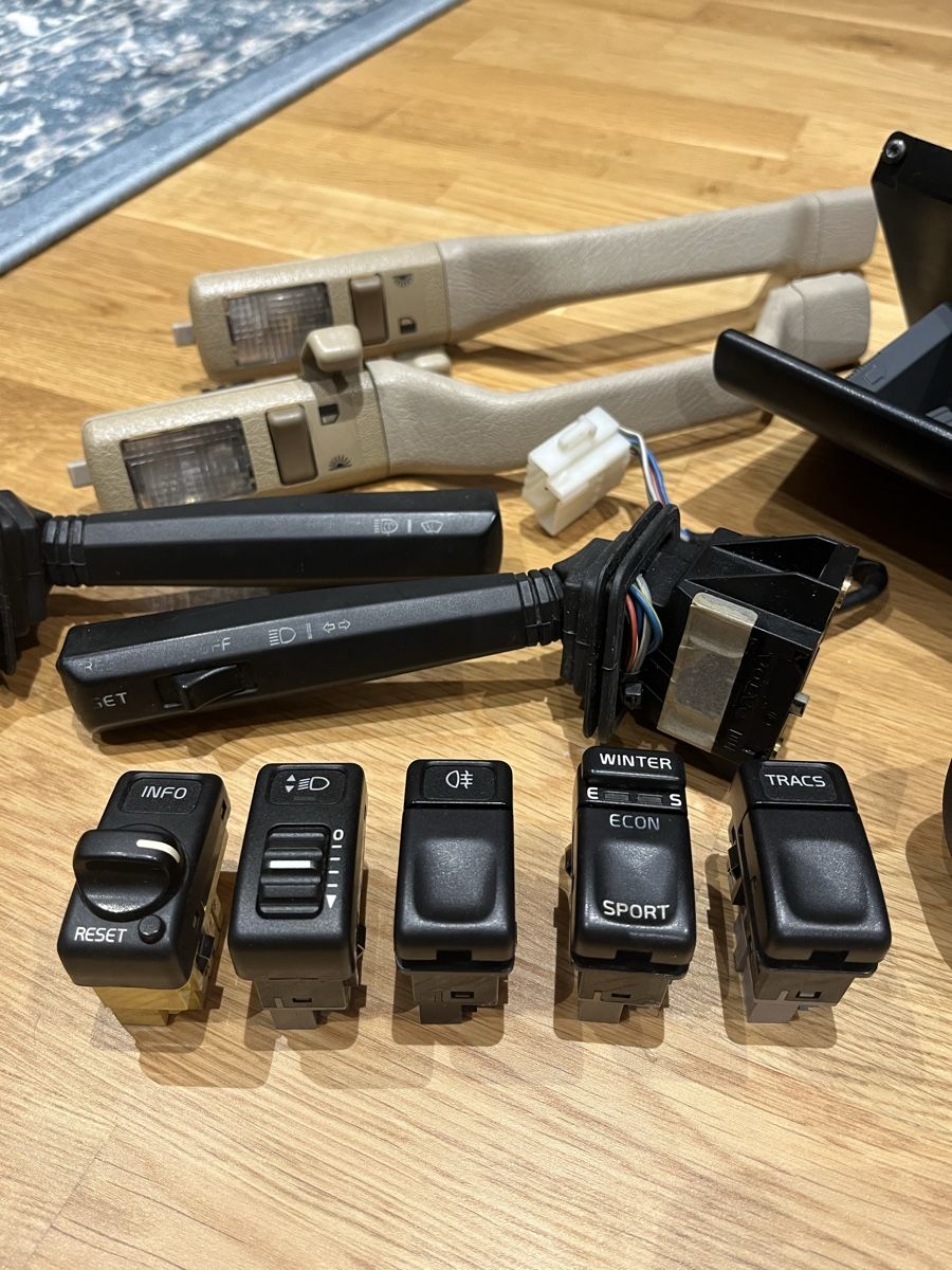Volvo Tutti pezzi di ricambio auto: Volvo 850 Teile Set – Usato da St. Gallen venduto da fab_s99l 3