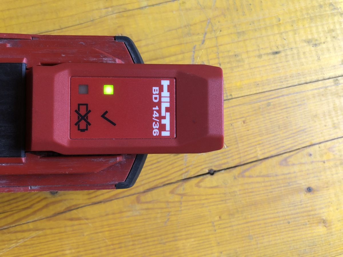 Hilti Misurare: Hilti Akkutester – Usato da Riehen venduto da Love-and-Peace 4