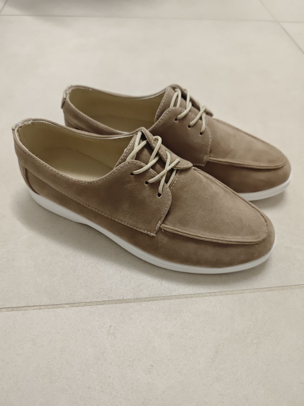 Scarpe da uomo: Schnürschuhe beige Grösse 38 neu – Nuovo (secondo la descrizione) da Niederrohrdorf venduto da TK8700