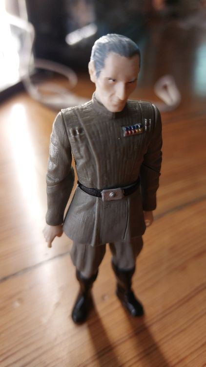 Star Wars Hasbro 2005 Revenge of the Sith Grand Moff Tarkin (Gebraucht ...