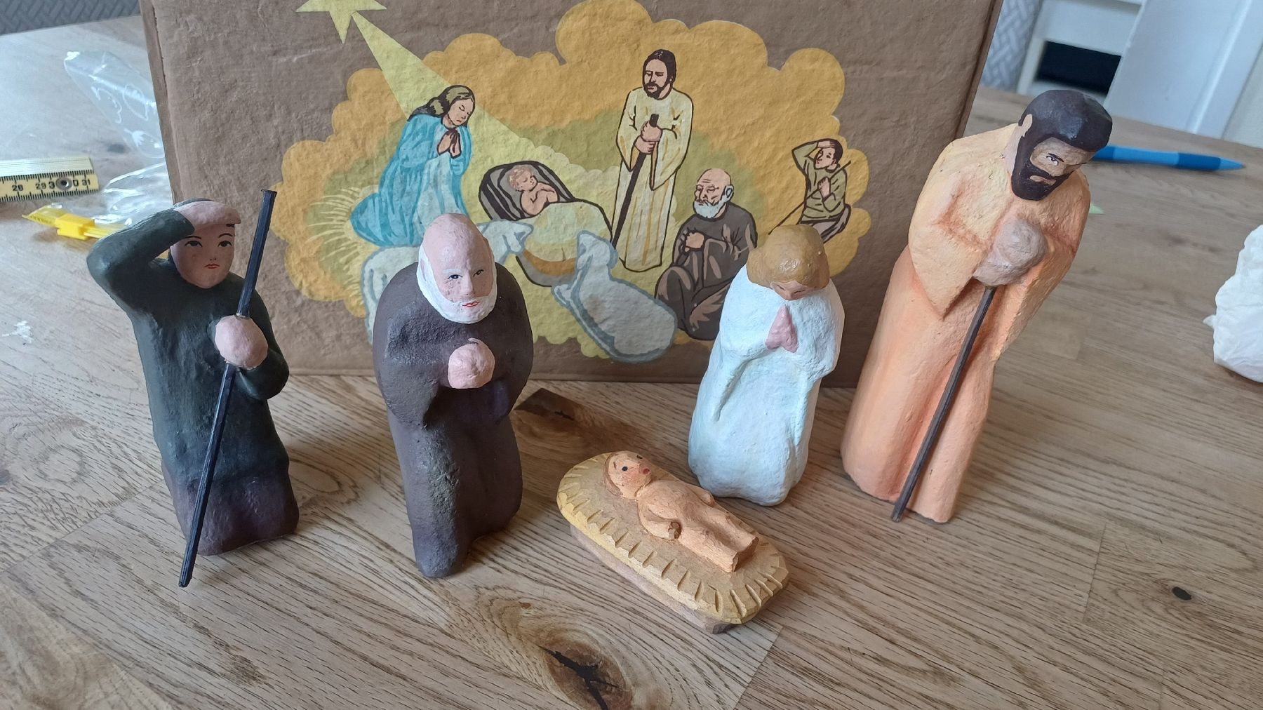 Figurines: Schöne Krippenfiguren aus Holz – D'occasion à Flawil par Pinkmalibu 1