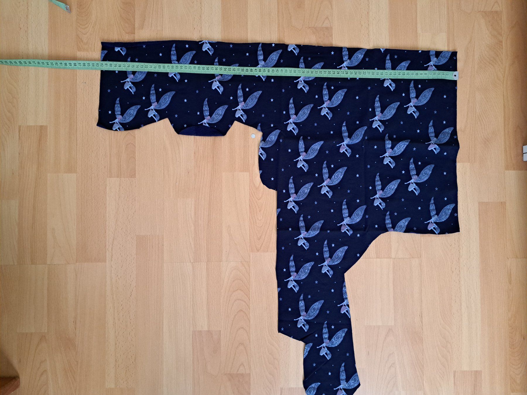 Tessuti: Sweatstoffresten für Bastelarbeiten – Usato da Oberburg venduto da portzi1 1