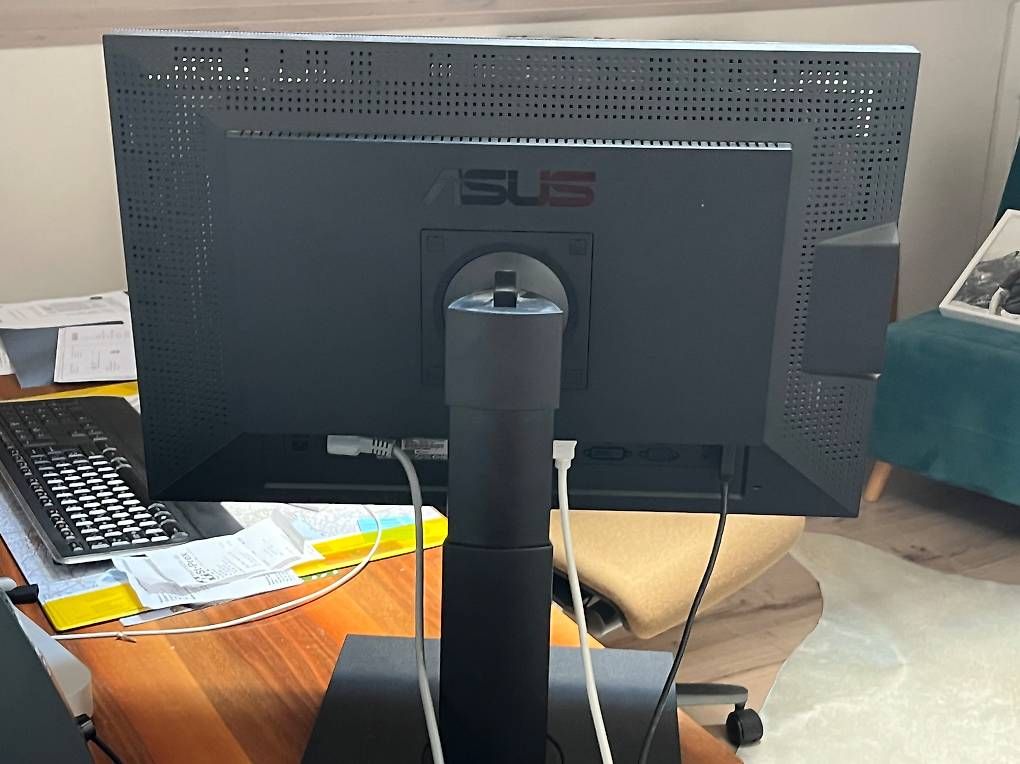 Ecrans: Ecran Acer ProArt 24" – D'occasion à St-Prex par st-prex 3