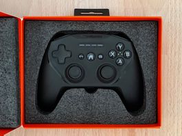 SteelSeries Nimbus+ Controller iPhone iPad Mac Apple TV