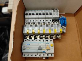 Elektro-Konvolut: Sicherungsautomaten & FI-Schalter 