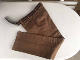 Herrenhose braun mit Gürtel , Gr. 52