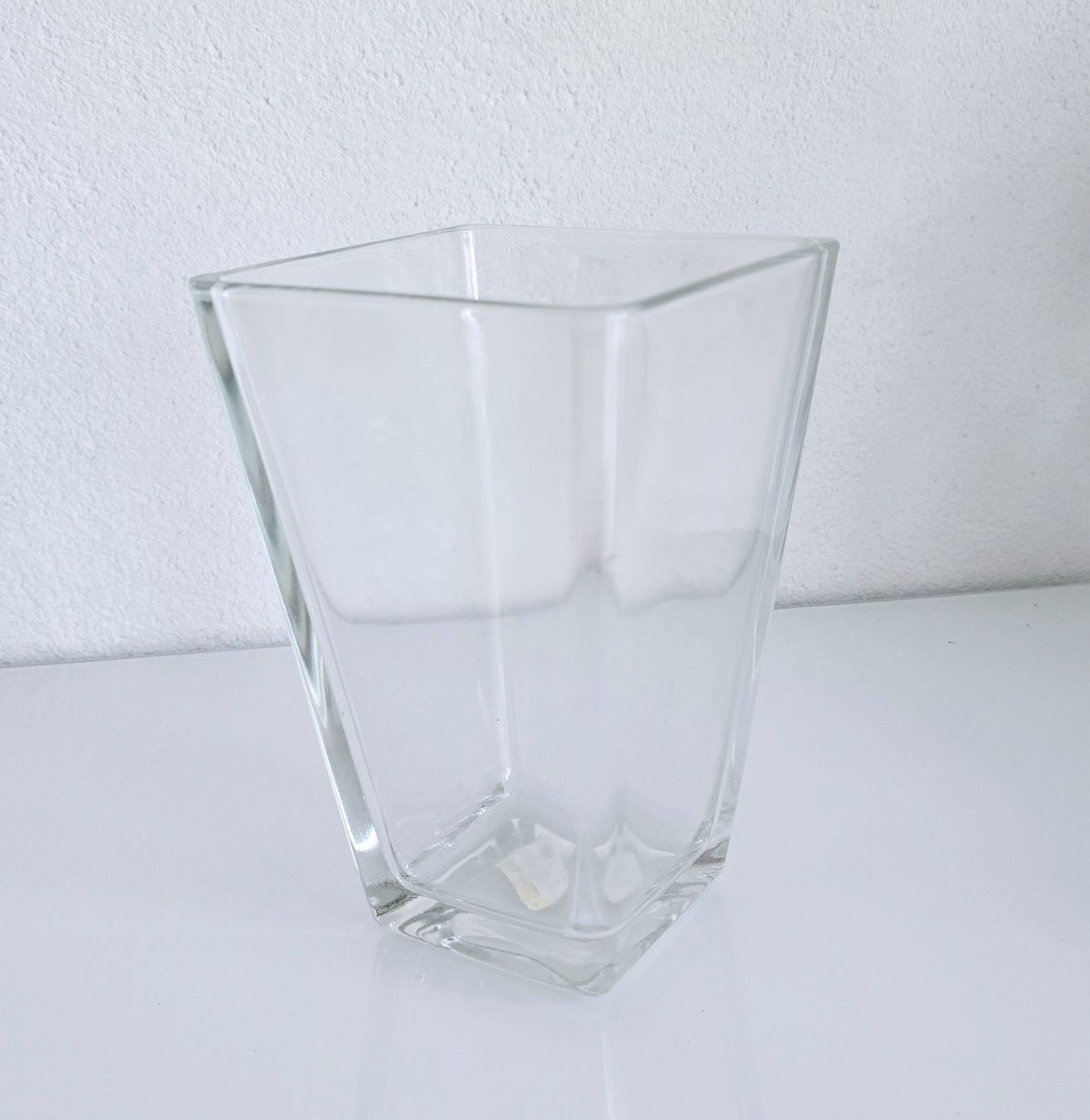 Vasi & Recipienti: Elegante Glasvase, eckig, 17cm hoch - NEU – Nuovo e nell'imballaggio originale da Aarburg venduto da Glitzerschein 1