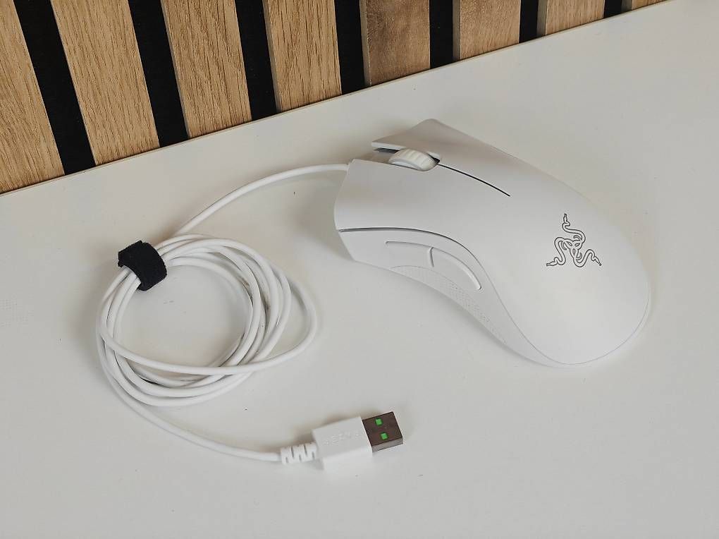 Razer Souris: Razer DeathAdder Essential Gaming-Maus, Weiss – D'occasion à Seon par mrwolfie