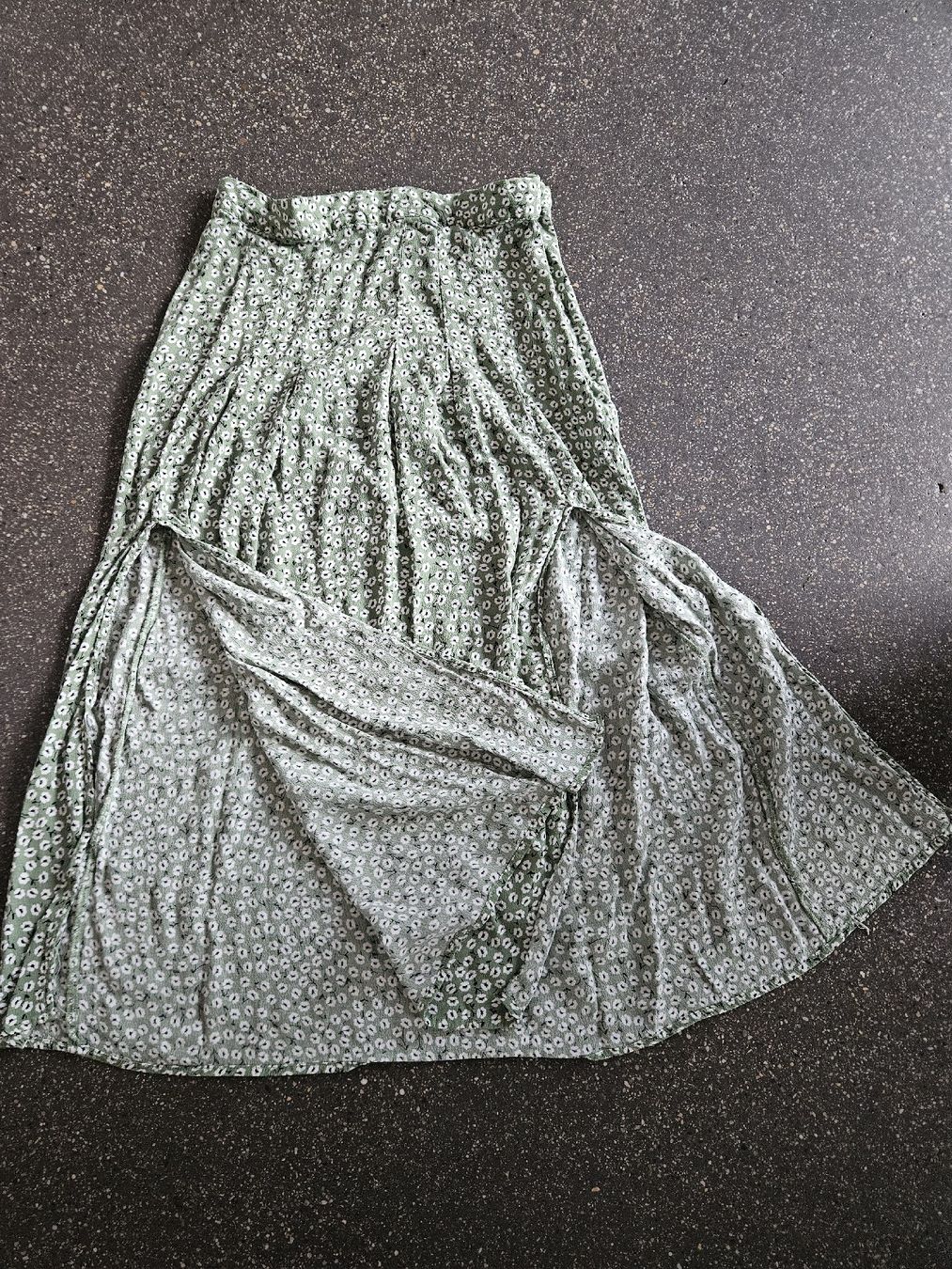 H&M Gonne: Leichte Sommerrock mit Blumenmuster, Gr. 42  – Nuovo (secondo la descrizione) da Anwil venduto da tamoos 1