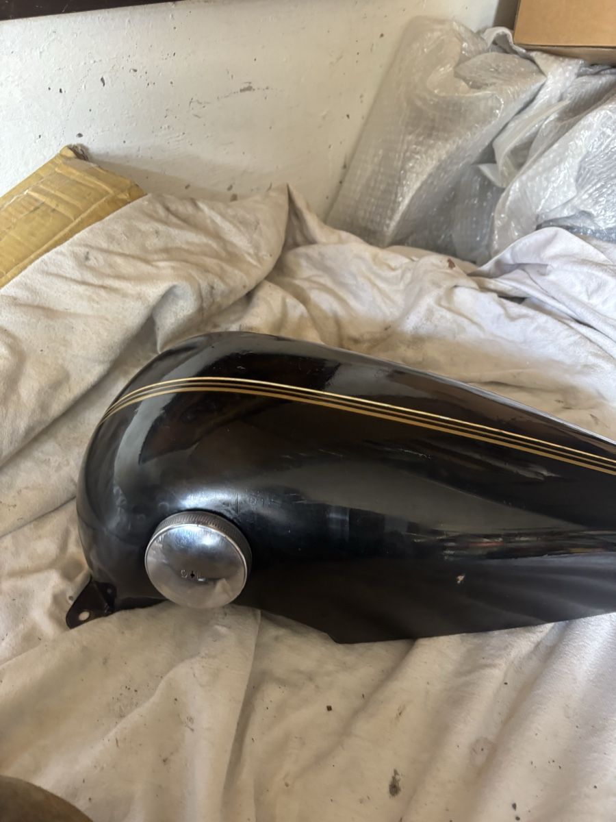 Harley-Davidson Tutti i ricambio per moto: Harley Davidson Benzintank & Oil Tank – Usato da Schötz venduto da Harley35 7
