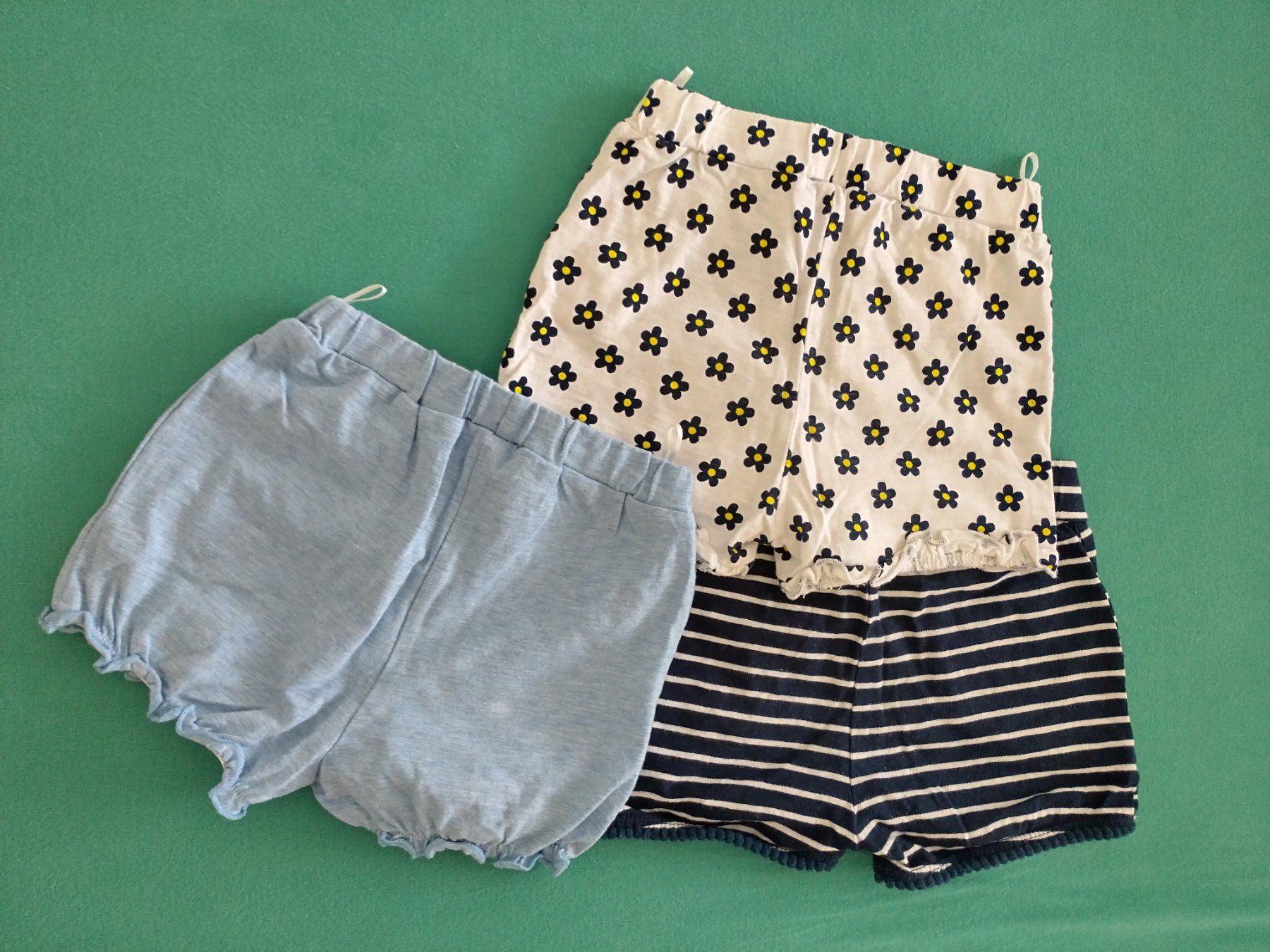 Pantaloni: Mädchen Shorts – Usato da Affoltern am Albis venduto da AudiS5 1